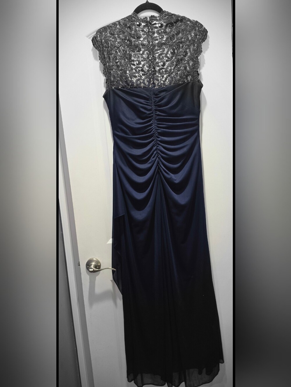 Navy, Lace-Back, Xscape,Evening Gown. - Picture 4 of 5